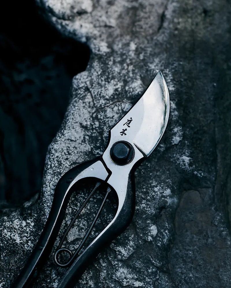 Niwaki Pro Secateurs • Left Handed