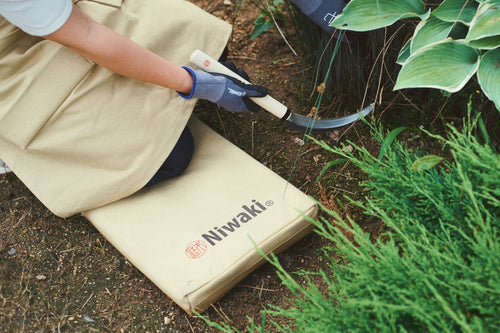 Niwaki Garden Kneeler